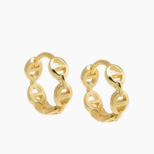 NWT Adina’s Jewels Mariner Huggie Earring 14K